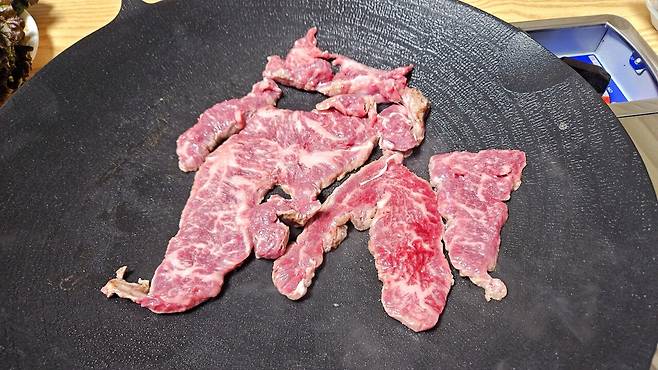 20250327_211201.jpg 한우구이에 두릅 해서 한잔