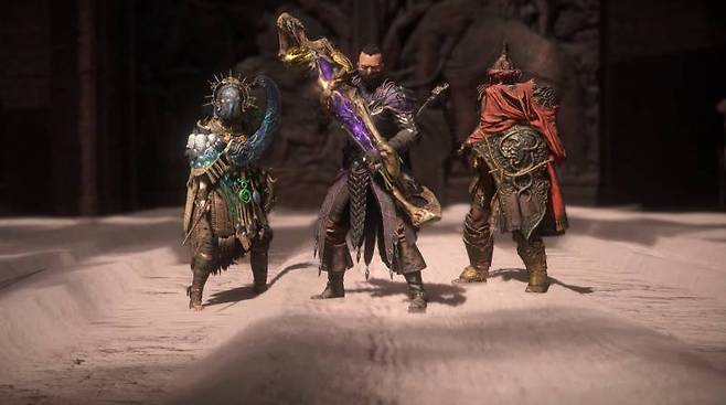 이용자와 똑같은 아이템과 스킬을 사용하는 탈주 유배자들