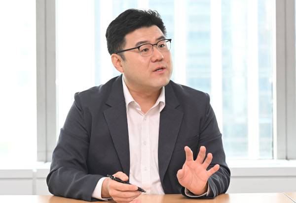 조훈희 한양대 부동산융합대학원 겸임교수가 지난 21일 서울 영등포구 국민일보 본사에서 ‘빈집과 공실의 시대’를 극복하기 위한 방안을 이야기하고 있다. 조 교수는 핵심 키워드로 ‘콘텐츠’를 꼽았다. 이한형 기자