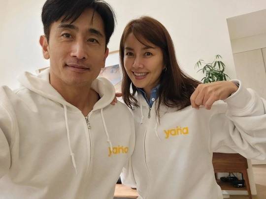 왼쪽부터 차인표, 신애라 /사진=신애라 인스타그램 캡처