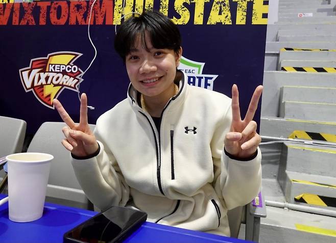 PO 3차전 경기장 찾아 현대건설 응원 나선 위파위 [이동칠 촬영]