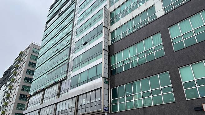 수도권 지하철 8호선 남위례역 인근 이너매스 우남 상가에 입점 업체가 없는 공실 상가 모습. / 사진=차봉주 기자