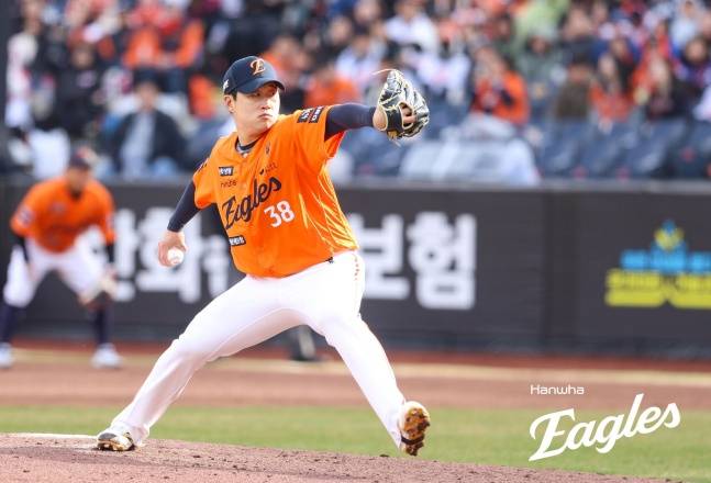 한화 김종수가 29일 대전 KIA전 역투하고 있다. /사진=한화 이글스 제공