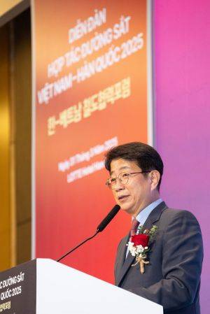 한국-베트남 철도협력 포럼에서 박상우 국토교통부 장관이 발언하고 있다. 국토부 제공