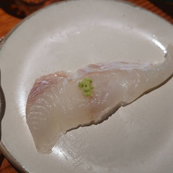 광어회 먹어요