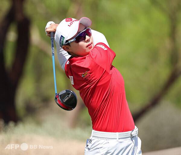 2025년 미국여자프로골프(LPGA) 투어 포드 챔피언십 프리젠티드 바이 와일드 호스 패스 대회 우승을 차지한 김효주 프로가 최종라운드에서 경기하는 모습이다. 사진제공=ⓒAFPBBNews = News1