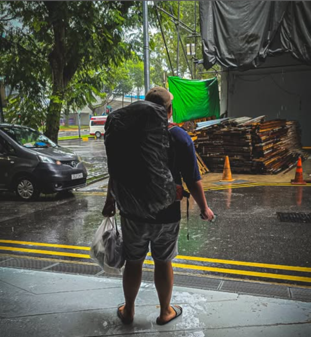 최근 반바지 차림의 쫑쫑걸음. 다음 여행지가 어디일지에 대한 기대감을 모으고 있다./인스타그램