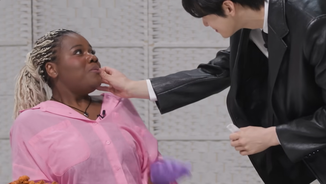 '차은우의 웃으면 안 되는 생일파티'/유튜브 채널 '유병재'