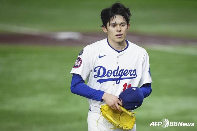 도쿄시리즈에서 등판해 조기강판되고 있는 사사키. /AFPBBNews=뉴스1