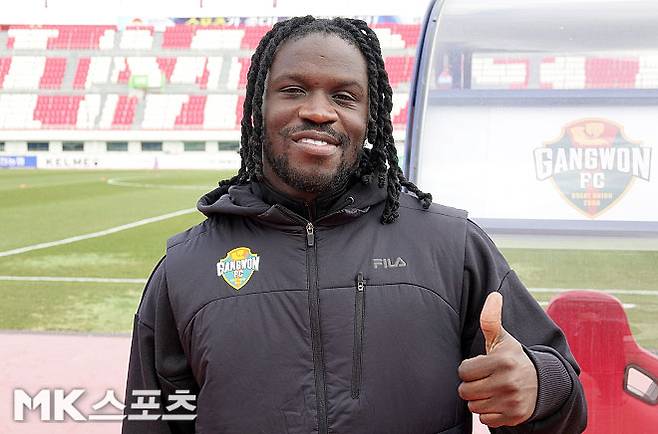 강원 FC 공격수 호마리우. 사진=이근승 기자