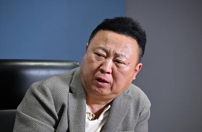 정주영 미래인 회장이 서울 서초구 미래인 본사에서 헤럴드미디어그룹(헤럴드경제 코리아헤럴드)와 인터뷰를 하고 있다.    임세준 기자