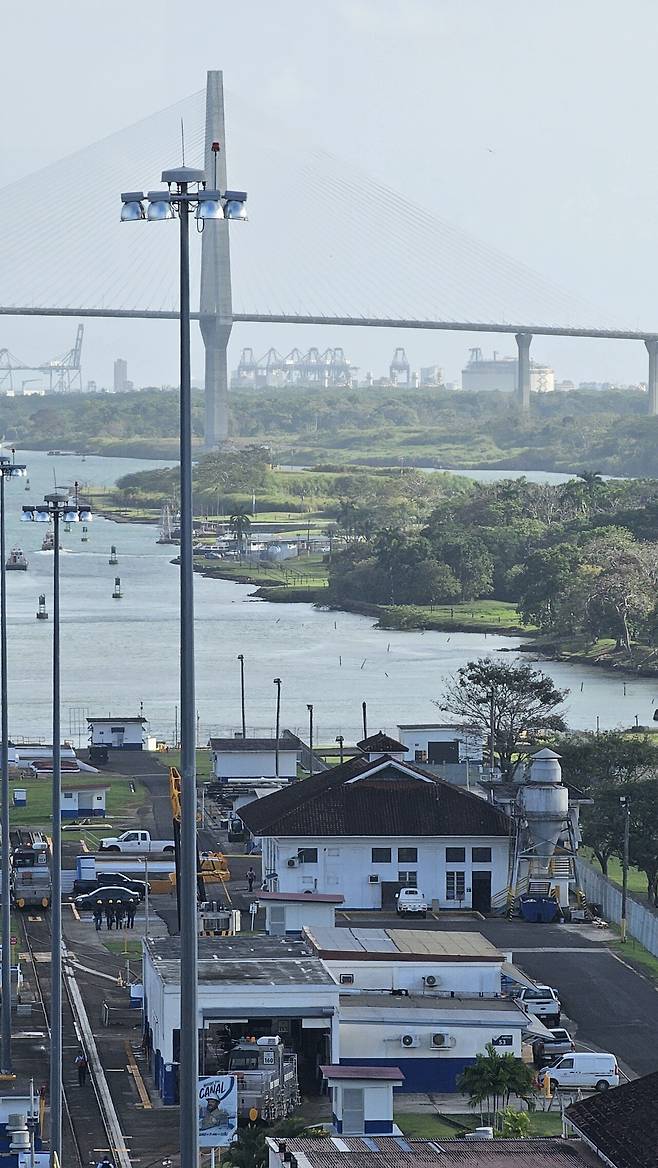 파나마 #1.jpg 소리) 바다 밥 먹어요