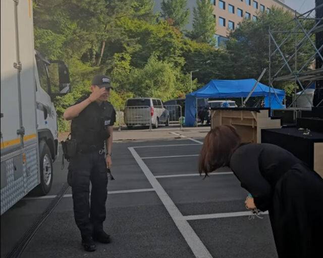 이지영은 뷔를 보고 설레는 마음을 표현했다. / 유튜브 '이지영 Lee Jiyoung TV' 캡처