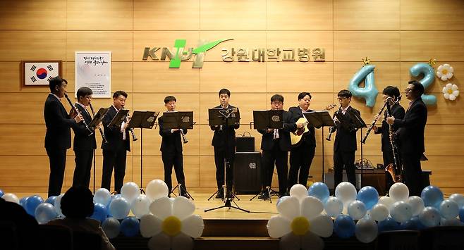 발달장애인 예술단체 '드림위드앙상블' 초청 공연 [강원대학교병원 제공. 재판매 및 DB 금지]