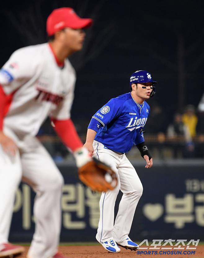 주루플레이에서도 집중.