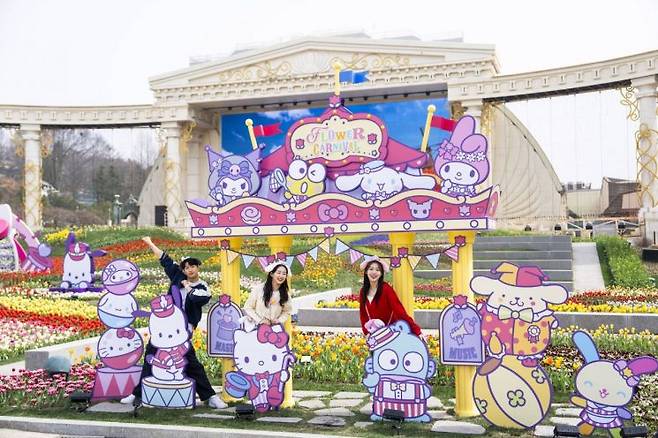 산리오캐릭터즈와 콜라보한 에버랜드 포시즌스가든. 삼성물산 리조트부문