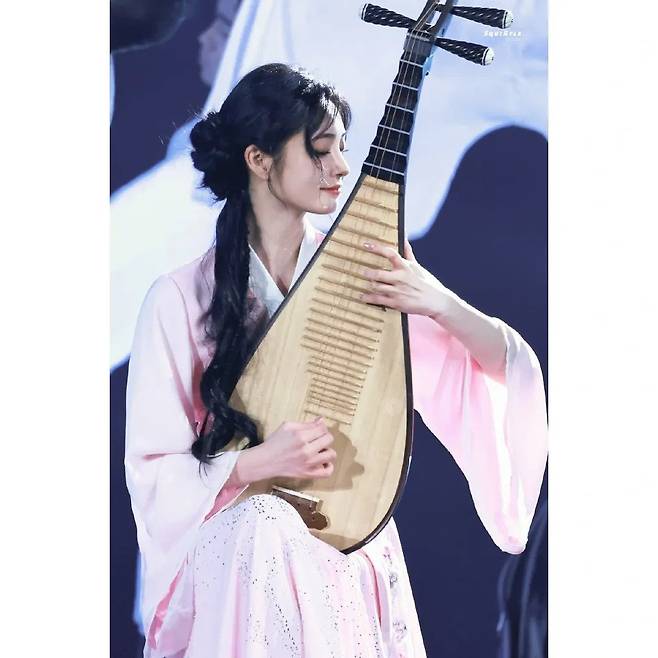 486860773_18105704323493308_7704766274892973583_n.webp.ren.jpg 포텐간 주결경 한복 공정은 포도일 가능성이 높아보인다