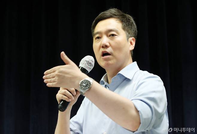 가로세로연구소 김세의 대표가 27일 서울 서초구 모처에서 열린 기자회견에서 발언하고 있다. /사진=김휘선 hwijpg@