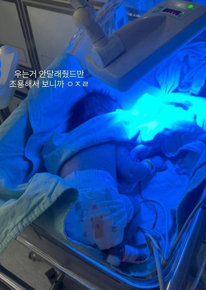 [대구=뉴시스] 대구가톨릭대 병원 신생아실 간호사들이 SNS에 올린 사진 (사진=피해 신생아 가족 제공) photo@newsis.com *재판매 및 DB 금지