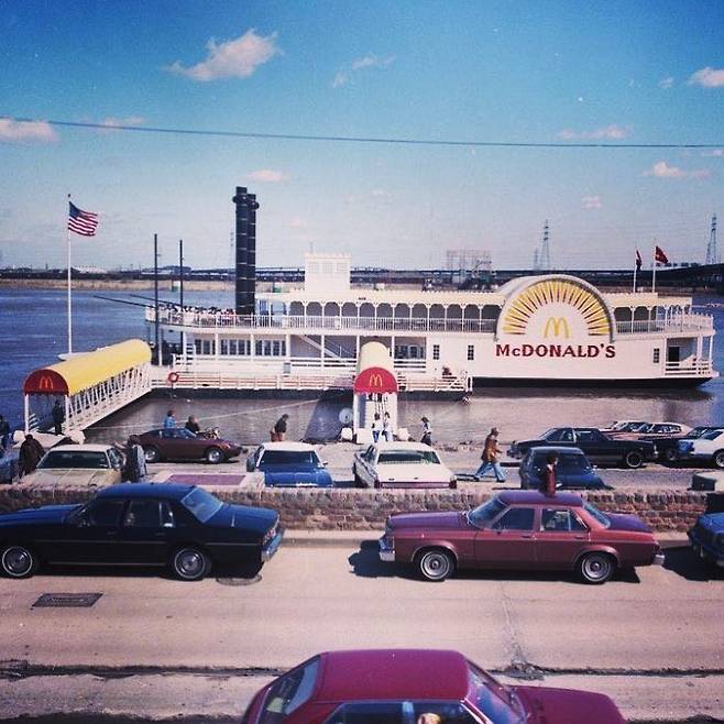 맥바지의 과거 모습 [X 캡처]