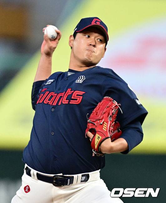 [OSEN=김성락 기자] 롯데 나균안. 2025.03.27 / ksl0919@osen.co.kr