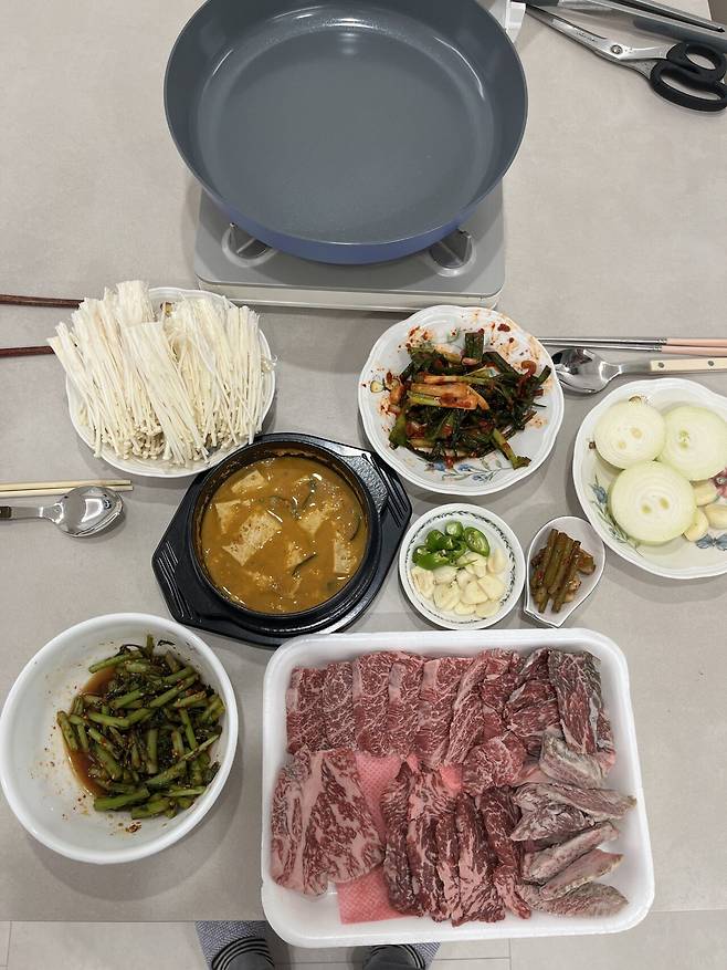 IMG_8550.jpeg 집에서 한우 투플짜리 구워먹어봤습니다.