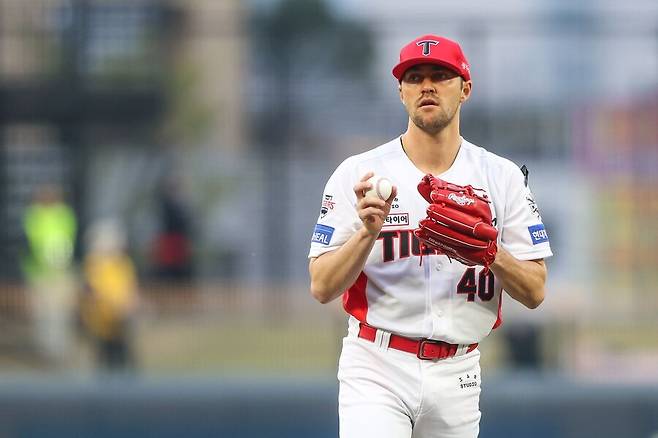 ▲ 위기에 빠진 팀을 강력한 구위로 이끌며 에이스의 진가를 보여준 제임스 네일 ⓒKIA타이거즈