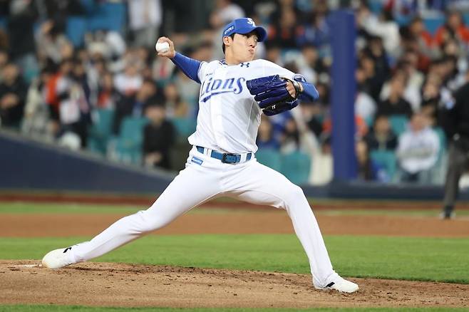 투구하는 원태인 [삼성 라이온즈 제공. 재배포 및 DB 금지]