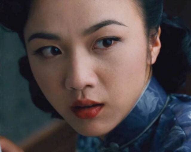 탕웨이는 영화 '색, 계'로 이름을 알렸다. / 영화 '색, 계' 캡처