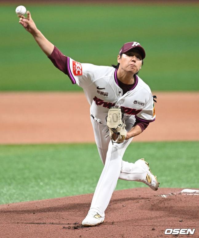 역투하는 하영민.