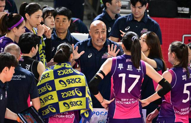 마르첼로 아본단자 흥국생명 감독./KOVO