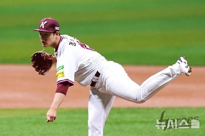 [서울=뉴시스] 프로야구 키움 히어로즈의 정현우. (사진 = 키움 히어로즈 제공) *재판매 및 DB 금지