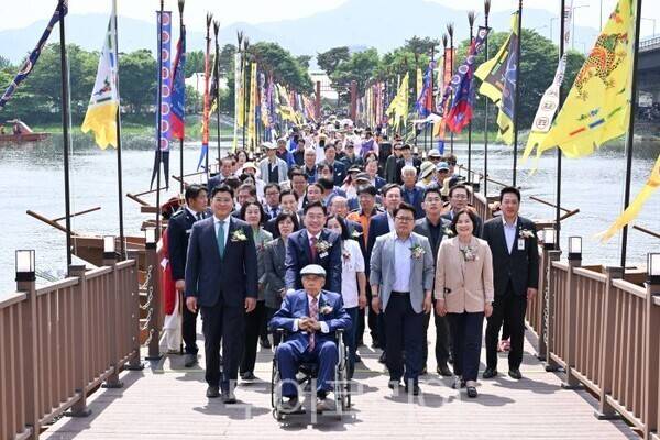 세미원 배다리 재개통식/투어코리아뉴스 정명달 기자