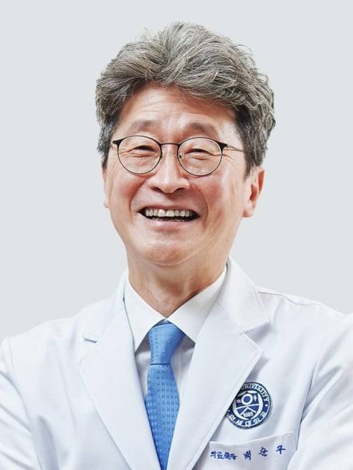 백순구 연세대학교 원주의무부총장 겸 원주연세의료원장. /JW중외제약