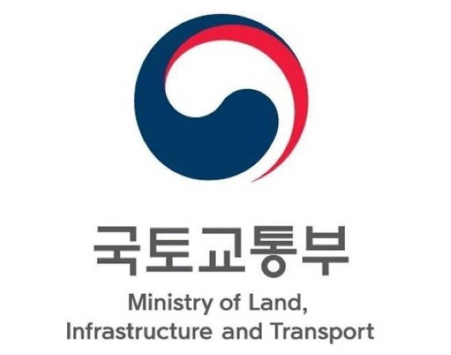 국토교통부는 7일부터 9일까지 3일간 진현환 제1차관을 단장으로 한 수주지원단을 우즈베키스탄에 파견해 교통 인프라 및 도시개발 협력 방안 등을 논의할 계획이다.ⓒ국토부