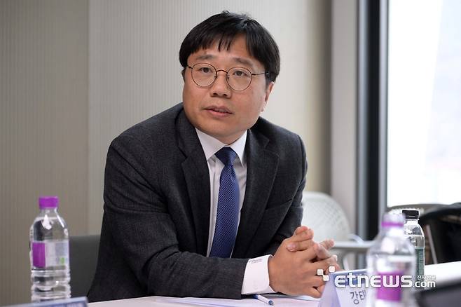 게임 질병코드 긴급 진단 좌담회가 2일 서울 서초구 전자신문 본사에서 열렸다. 강태욱 법무법인 태평양 변호사. 김민수기자 mskim@etnews.com