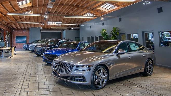 제네시스 미국 산타모니카 쇼룸. 사진=제네시스