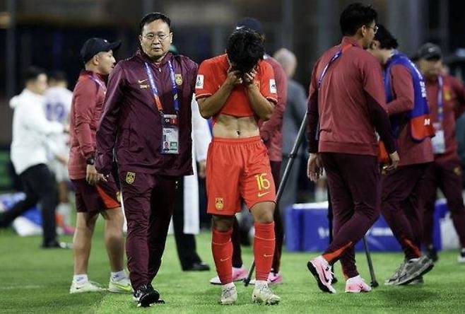 U-17 아시안컵 조별리그 탈락을 확정한 중국 축구대표팀. 사진=시나스포츠