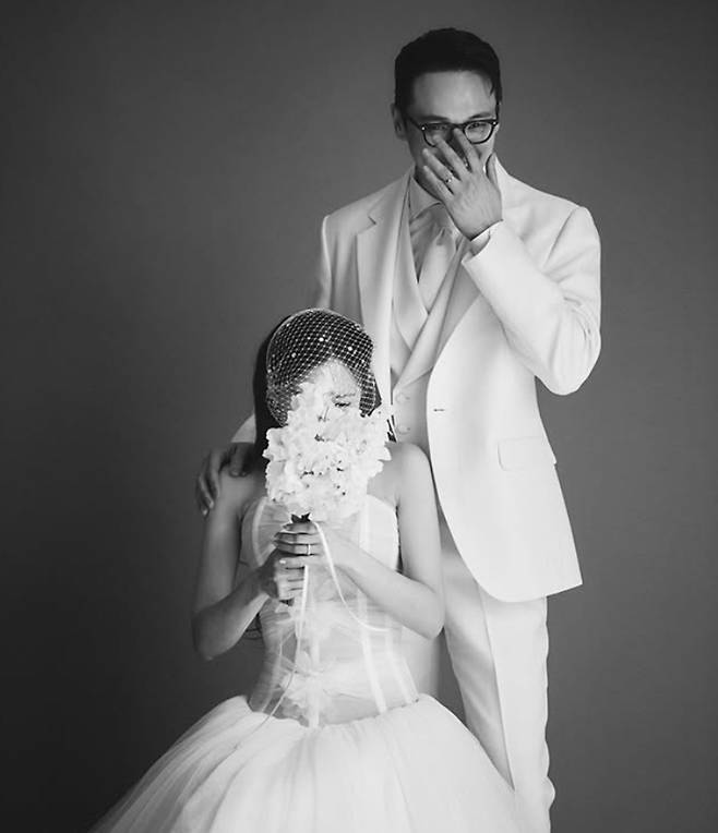 효민이 올린 웨딩 사진. 효민 인스타그램