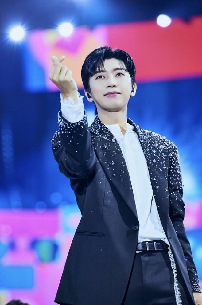 임영웅이 멜론에서 115억 스트리밍을 돌파했다. 물고기 뮤직 제공