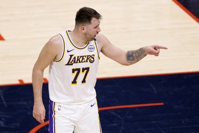 7일 오클라호마시티전에 출전한 LA 레이커스의 루카 돈치치. AP연합뉴스