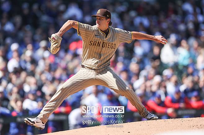 ▲ 7일(한국시간) 미국 일리노이주 시카고 리글리필드에서 열린 2025 메이저리그 시카고 컵스와 경기에 선발 등판한 하트는 0.2이닝 2피안타 4볼넷 5실점으로 무릎을 꿇었다. 팀 타선이 동점을 만들어 준 덕분에 패전 투수는 면했다.