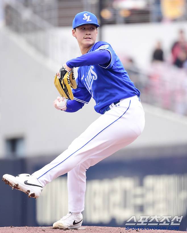 15일 광주 KIA챔피언스필드에서 열린 KBO리그 시범경기 KIA와 삼성의 경기. 투구하는 삼성 이호성. 광주=송정헌 기자songs@sportschosun.com/2025.03.15/