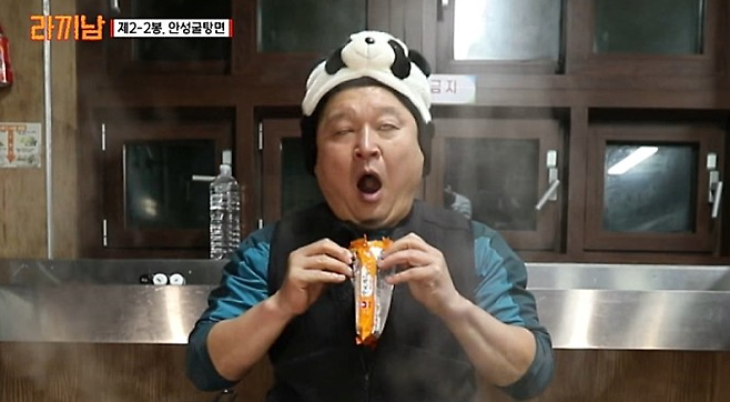 image.png 베테랑 푸드섹서가 가르쳐주는 홈쇼핑 먹방의 법칙.jpg 베테랑 푸드섹서가 가르쳐주는 홈쇼핑 먹방의 법칙.jpg