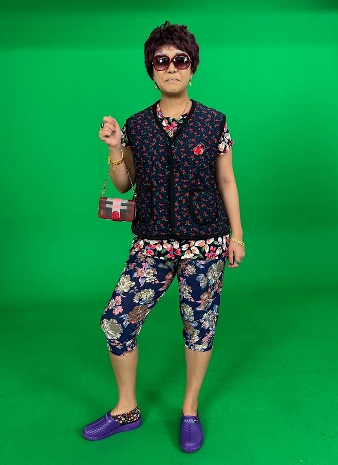 ▲ 오는 11일 '180만 유튜버' 랄랄이 부캐 이명화 분장으로 시구에 나선다 [KIA 타이거즈]&nbsp;