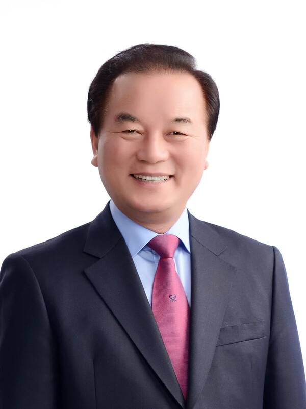 정갑윤 교직원공제회 이사장. 사진 제공=교직원공제회