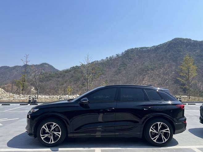 Q6 e-트론 측면. 사진=이상진