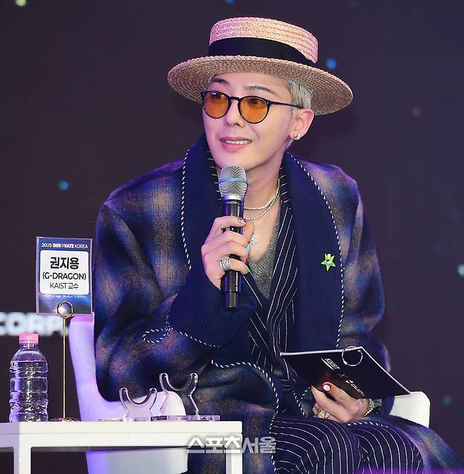 지드래곤이 토론에 임하고 있다. 이주상기자 rainbow@sportsseoul.com