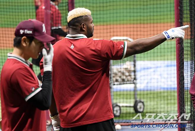 메이저리그 132홈런 타자 푸이그가 알려주는 타격 노하우.