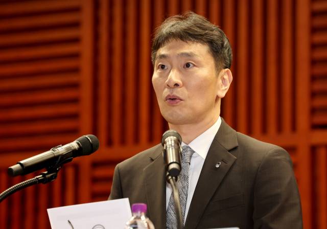 이복현 금융감독원장이 8일 서울 여의도 금융투자협회에서 열린 청년층 자산형성 지원을 위한 금융교육 활성화 세미나에서 발언하고 있다. 연합뉴스